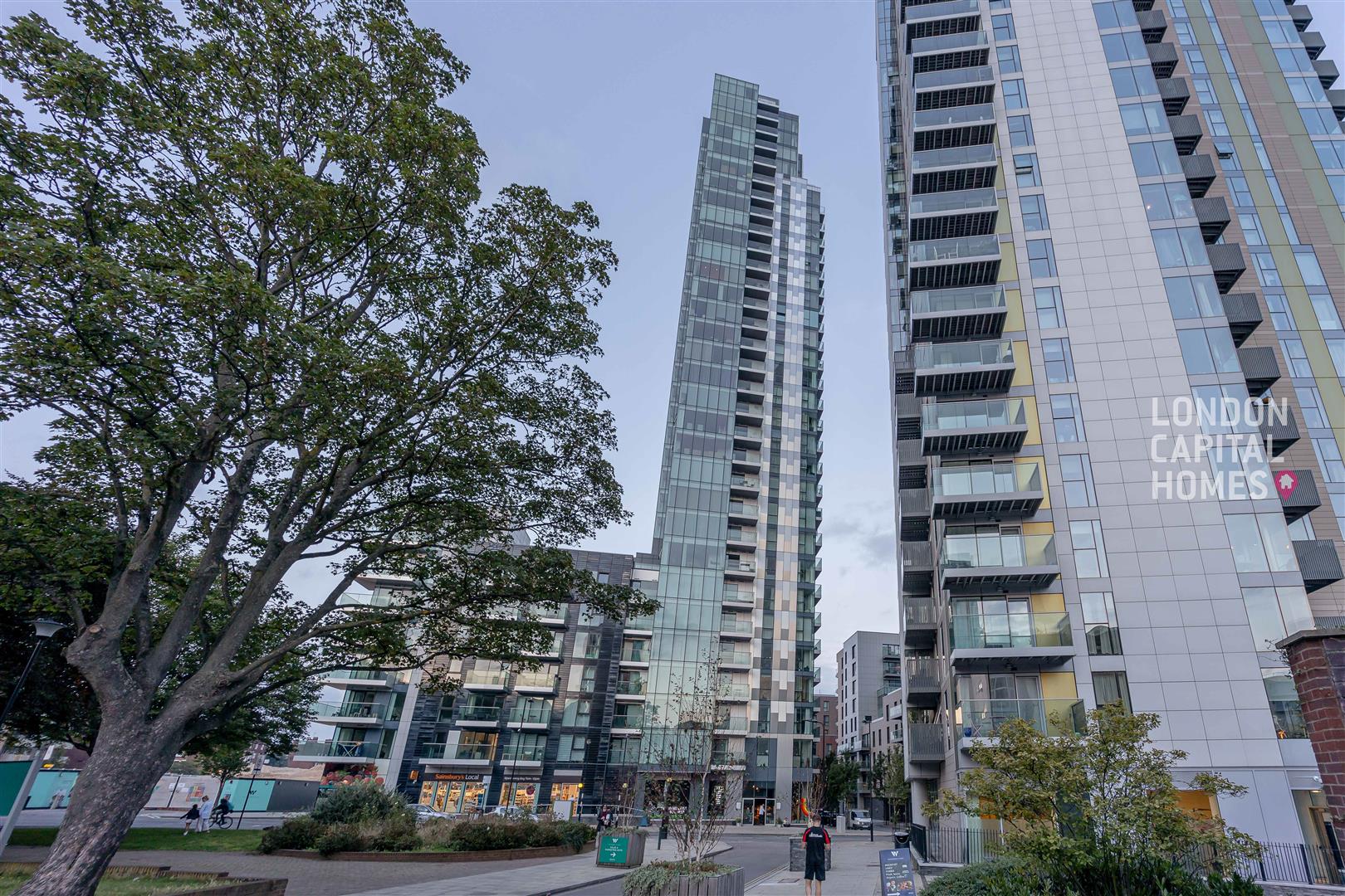 Skyline Apartments, Devan Grove, London